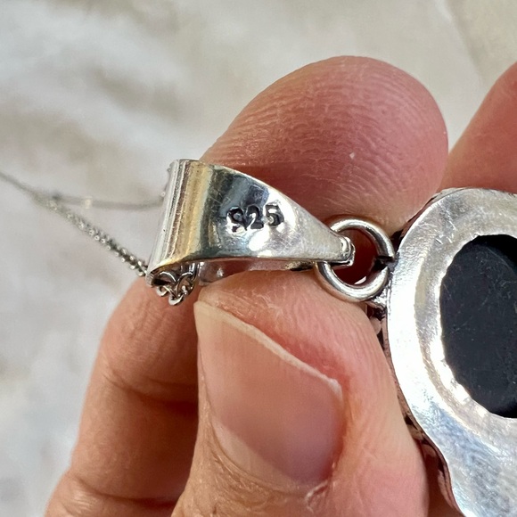 925 MASSIVE! Triple Onyx Protection Pendant Necklace - Picture 6 of 6